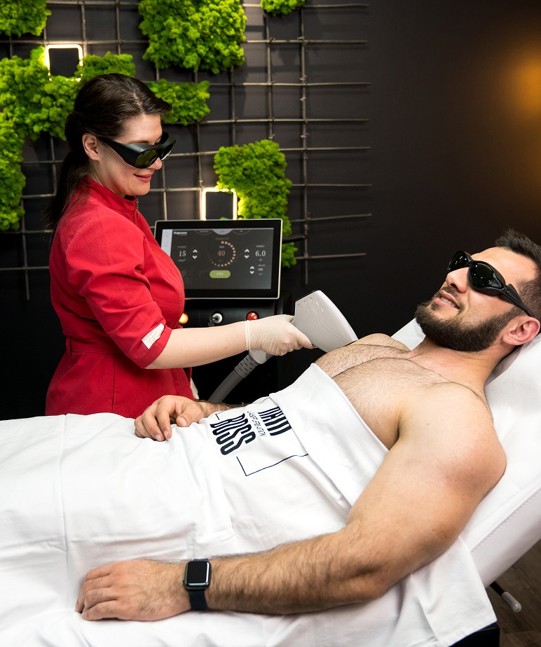 Мужская лазерная эпиляция груди и плеч (1)